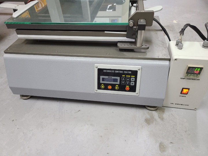Bar coater for large-area thin-film coating